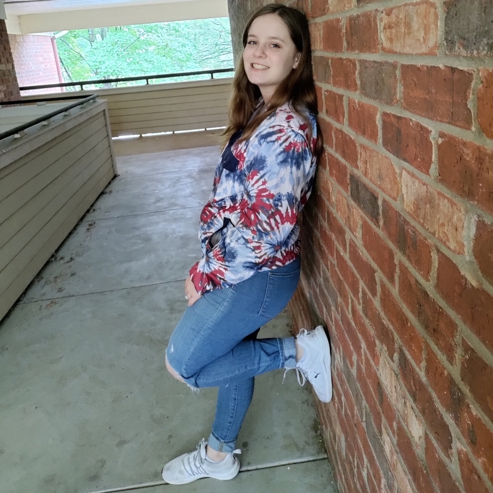 Meet your Posher, Danielle
